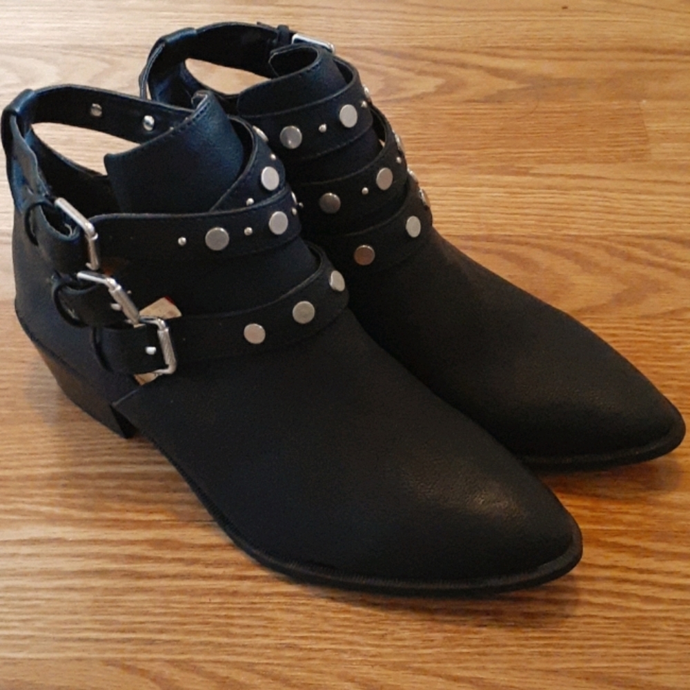 Sam Edelman Circus Studded Boots🖤